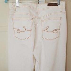 Cambio,  Ivory Jeans, straight leg. sz 4